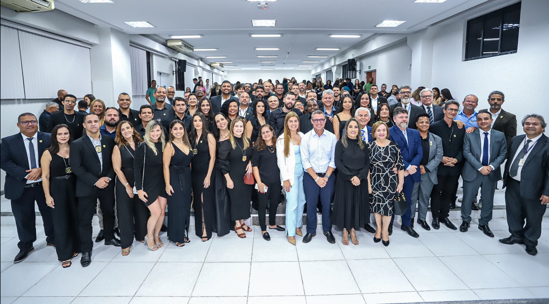 Primeira turma de pós-graduação em Direitos Humanos e Execução Penal conclui curso