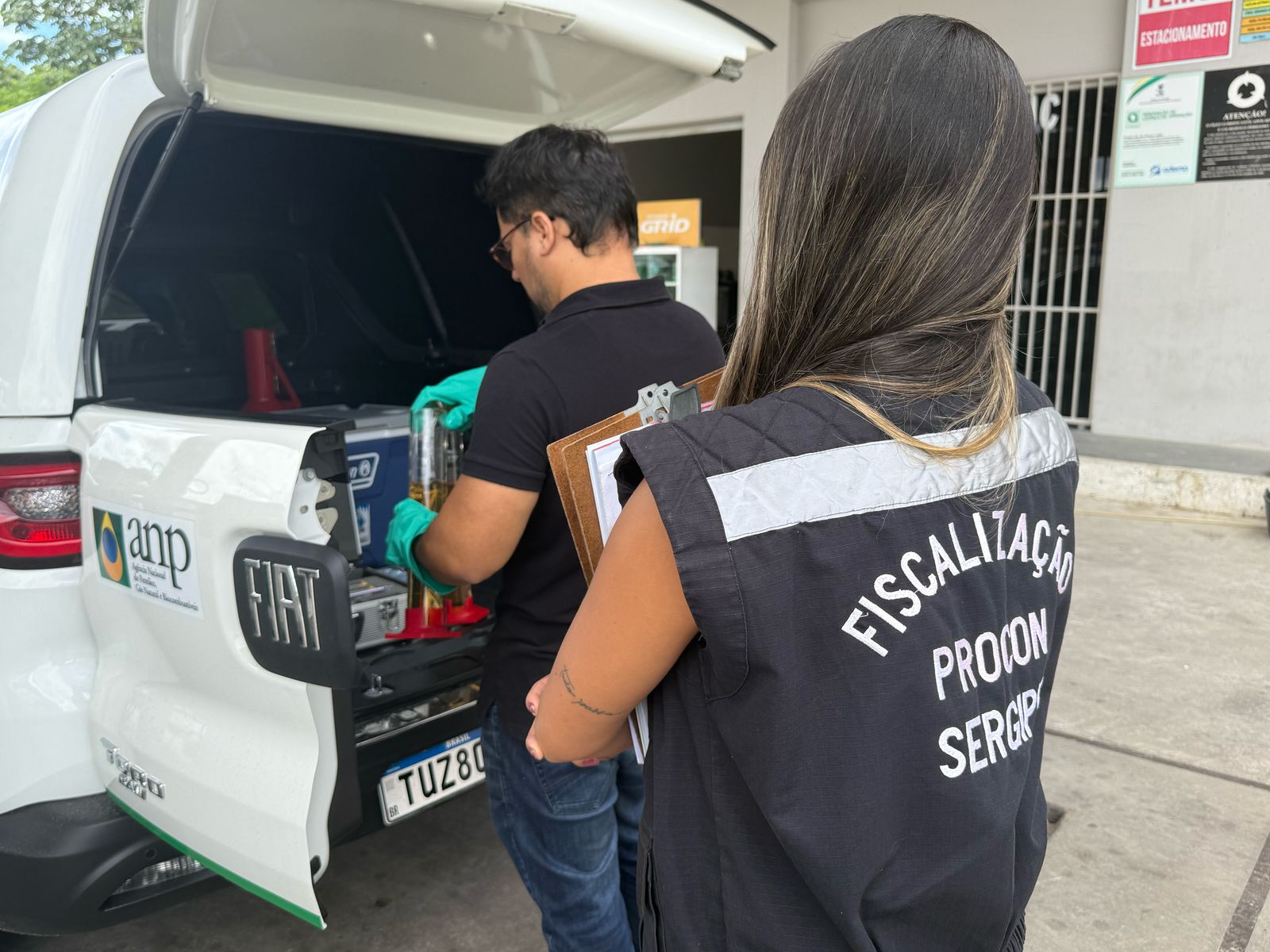 Procon Sergipe e ANP fiscalizam postos de combustíveis na Grande Aracaju